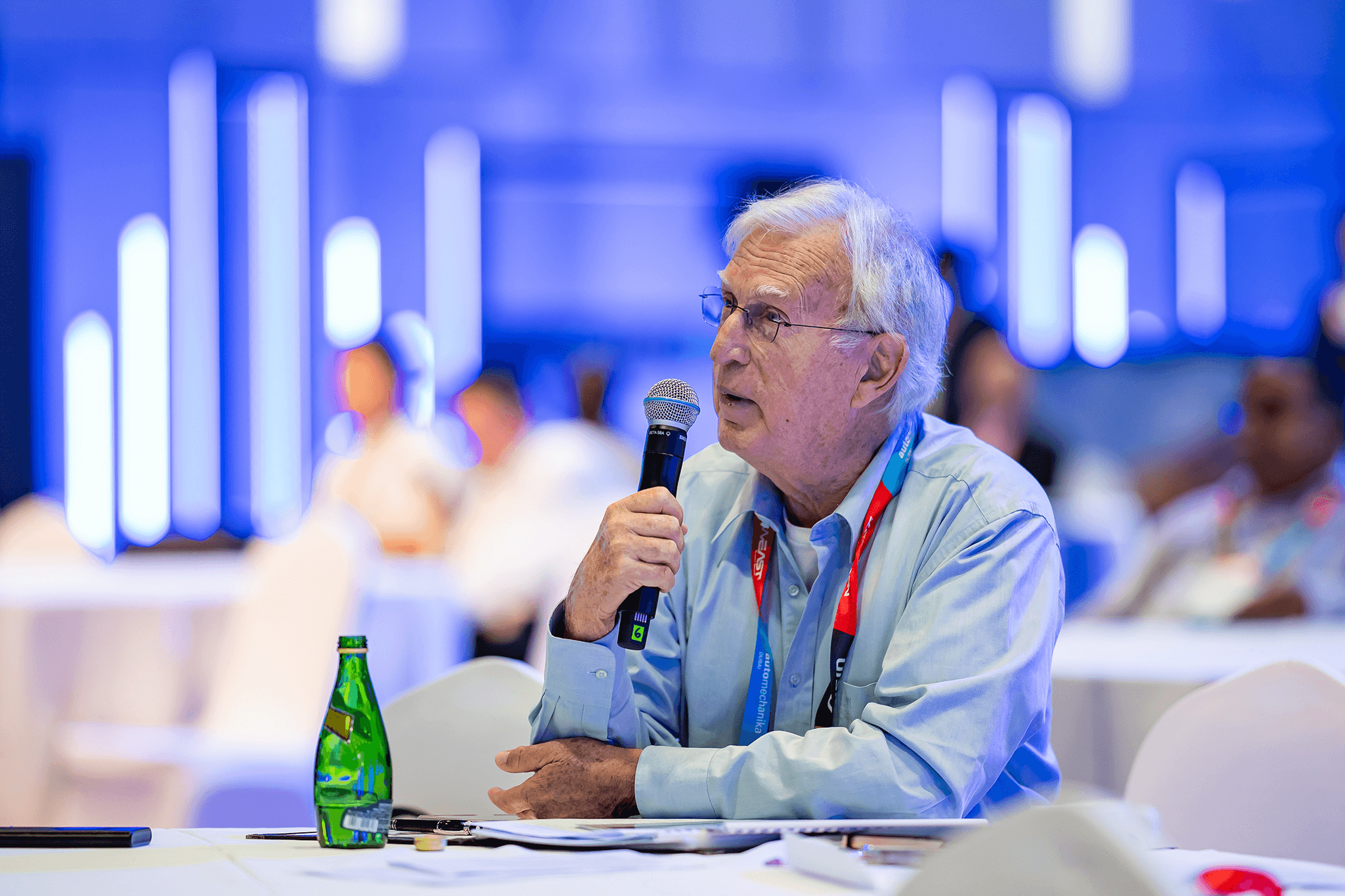 Business professionals - Automechanika Dubai