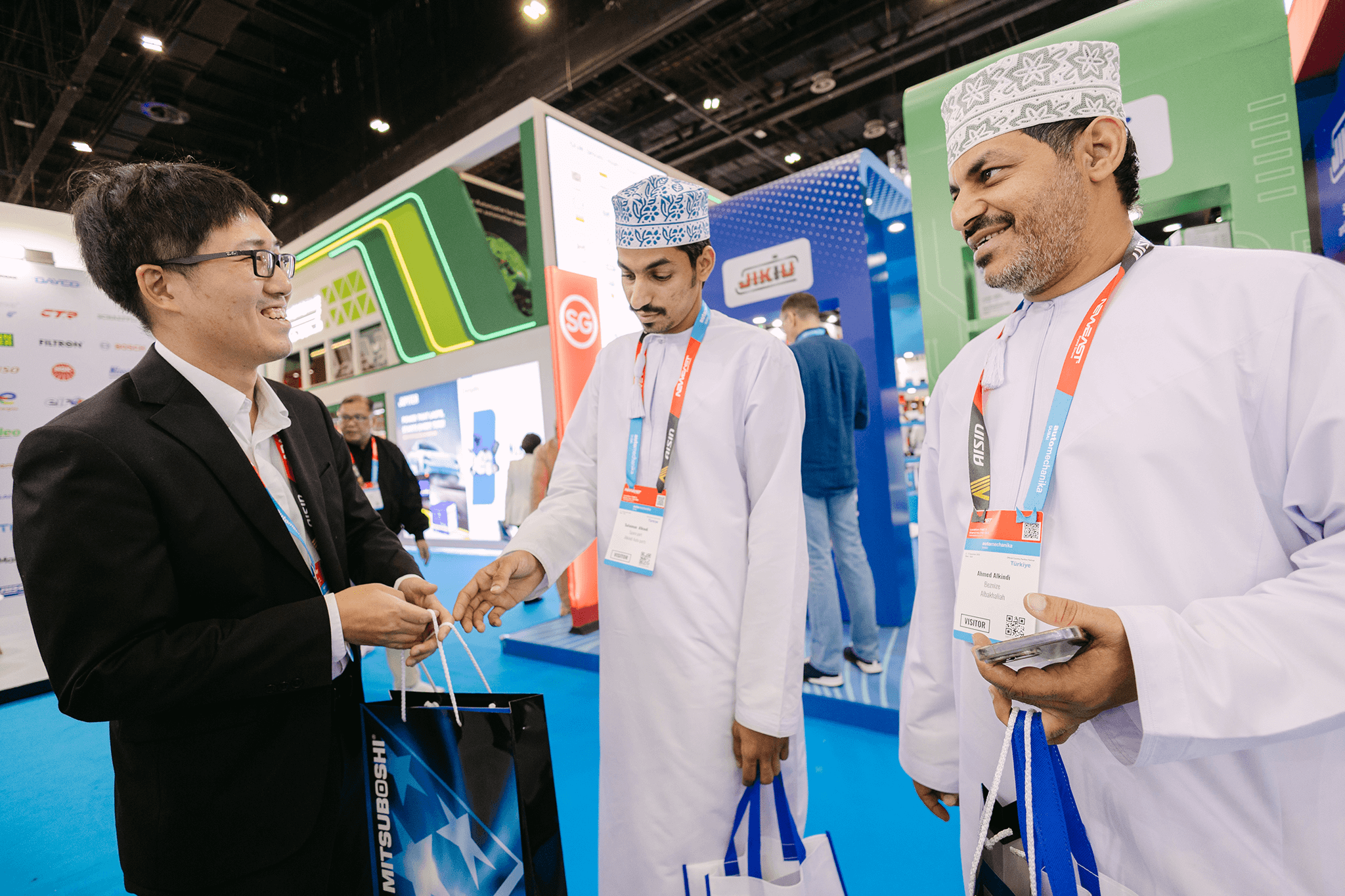 business-2048x136547